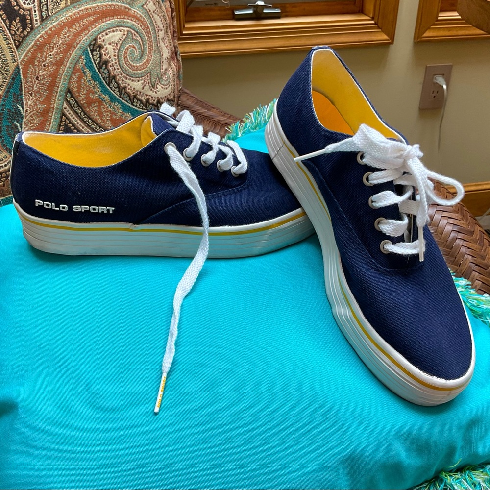 Polo Sport  men’s navy blue Sneakers with White Laces. EUC.